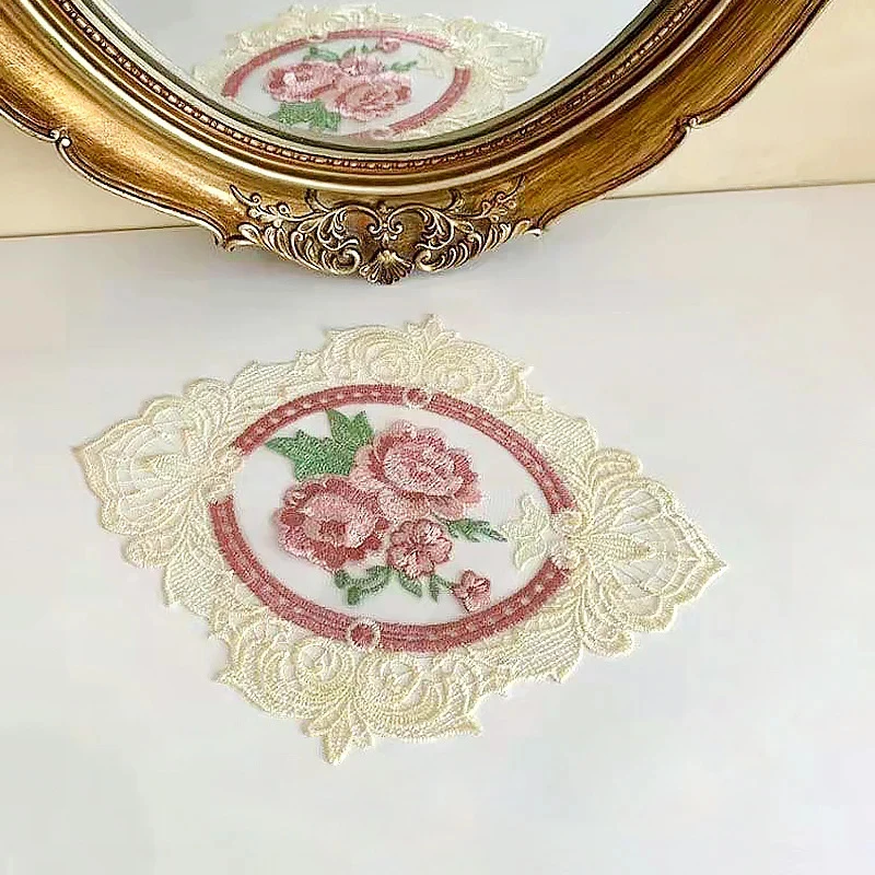 Retro Embroidered Flower Lace Placemat Table Cloth Cover Table Mat European Style Plate Mat Table Coaster Desktop Decor