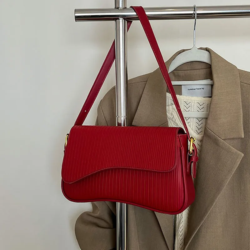 Red Bridal Underarm Bag 2026 New Texture PU Small Square Handbags Temperament Verastile Women One Shoulder Crossbody Bags