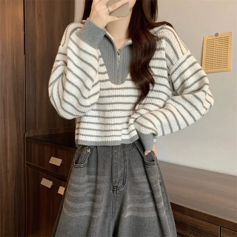 Design Striped Lapel Half Zipper Sweater Women's Autumn and Winter Loose Long-sleeved Sweater Short Top