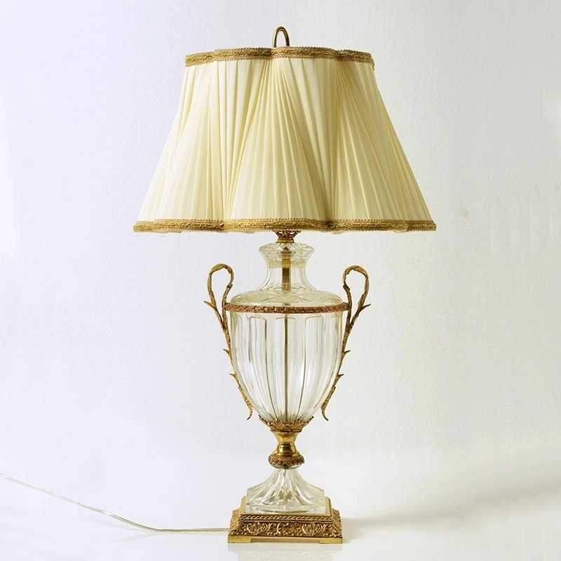 

American court high-end luxury living room decoration crystal glass inlaid copper handicrafts living room entrance desk lamp