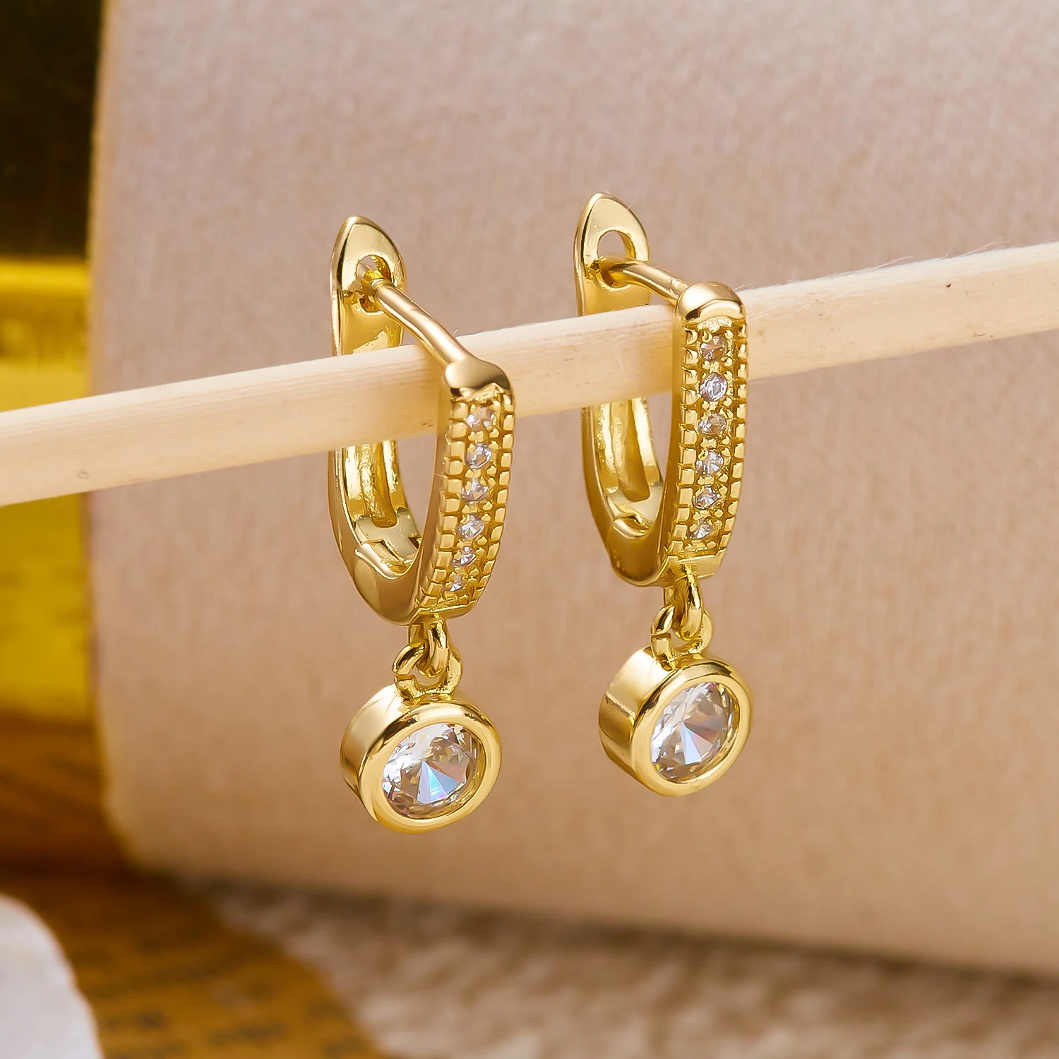 Dainty Minimalist Round Cubic Zirconia Drop Earrings For Women Gold Color Exquisite Huggie Hoop Earring Party Wedding Jewelry
