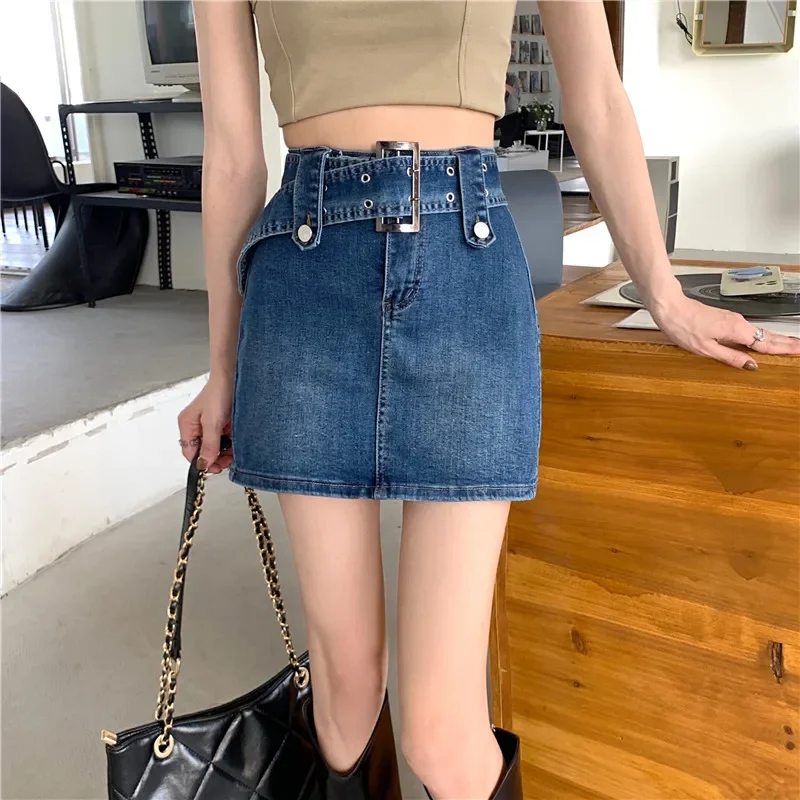 MiiiiX American Retro Style High Waist Denim Skirt Women's 2024 Autumn Sash Design Slim A-line Denim Short Skirt Odzież damska