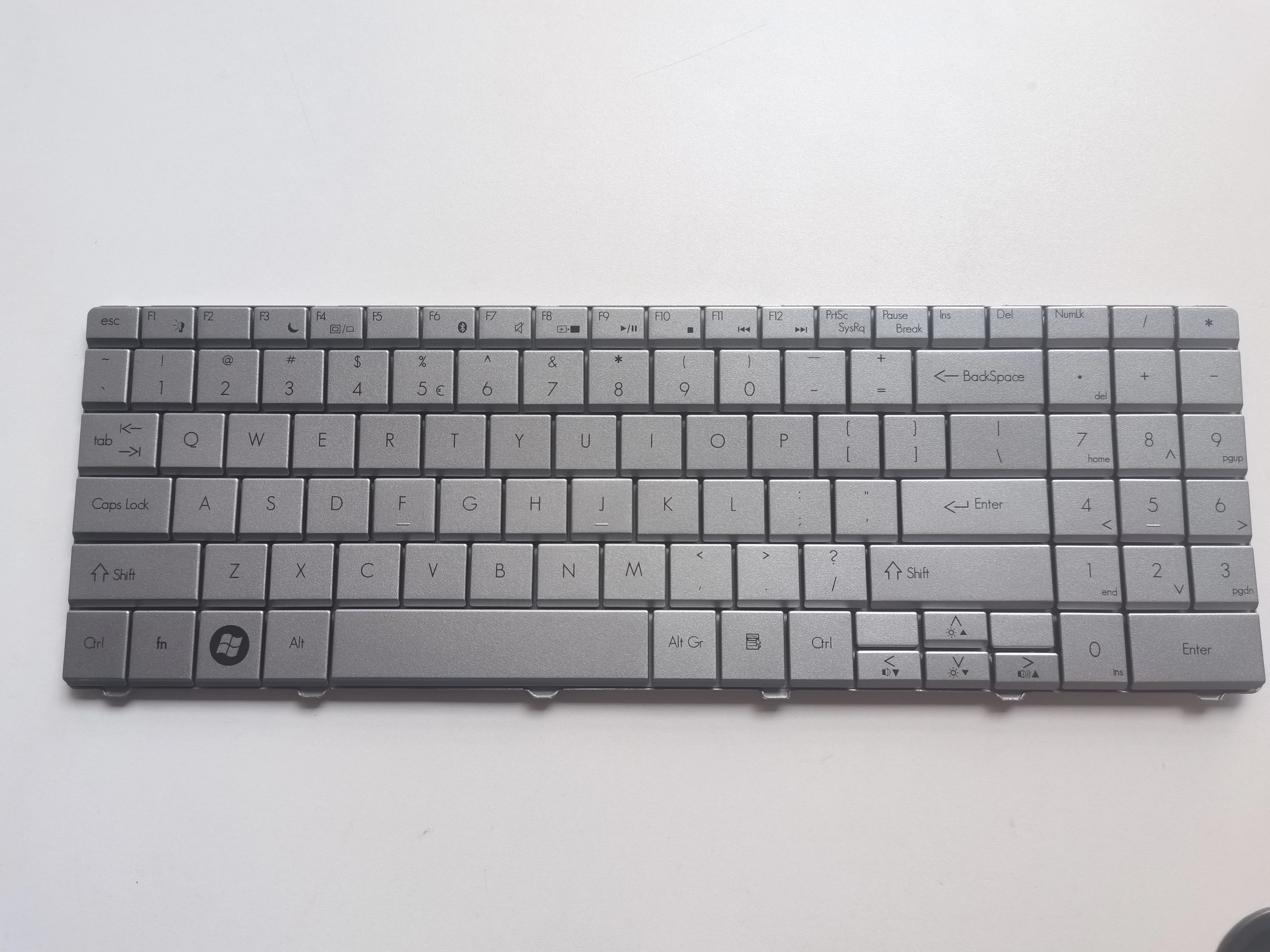 

Новая клавиатура для ноутбука ACER Aspire 5516 5517 5332 5532 5534 5732 5732Z 5732ZG 7713 7715 5334 5732 5734 5734Z 5241 5541