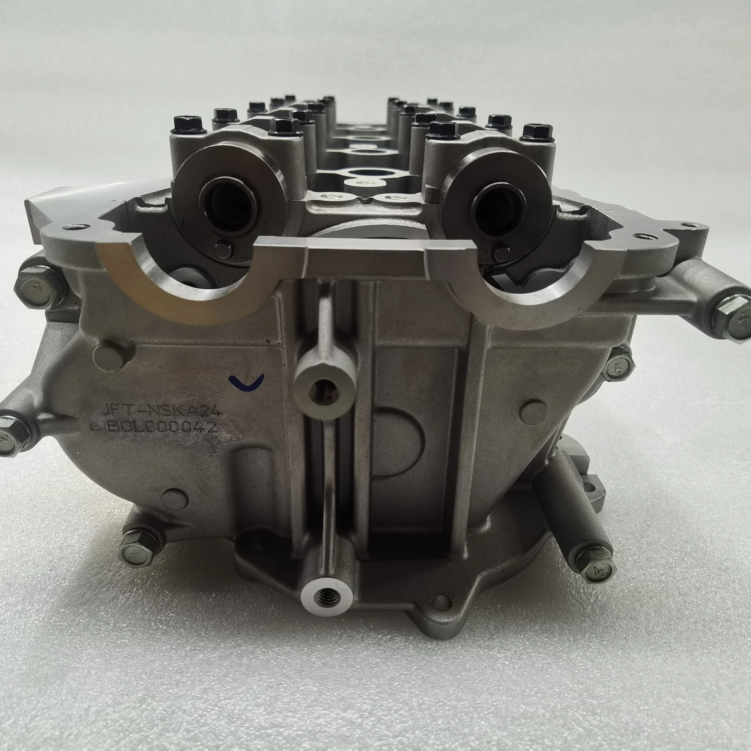 

For Cylinder Head For Nissan Ka24 11040-Vj260 High Quality Auto Parts