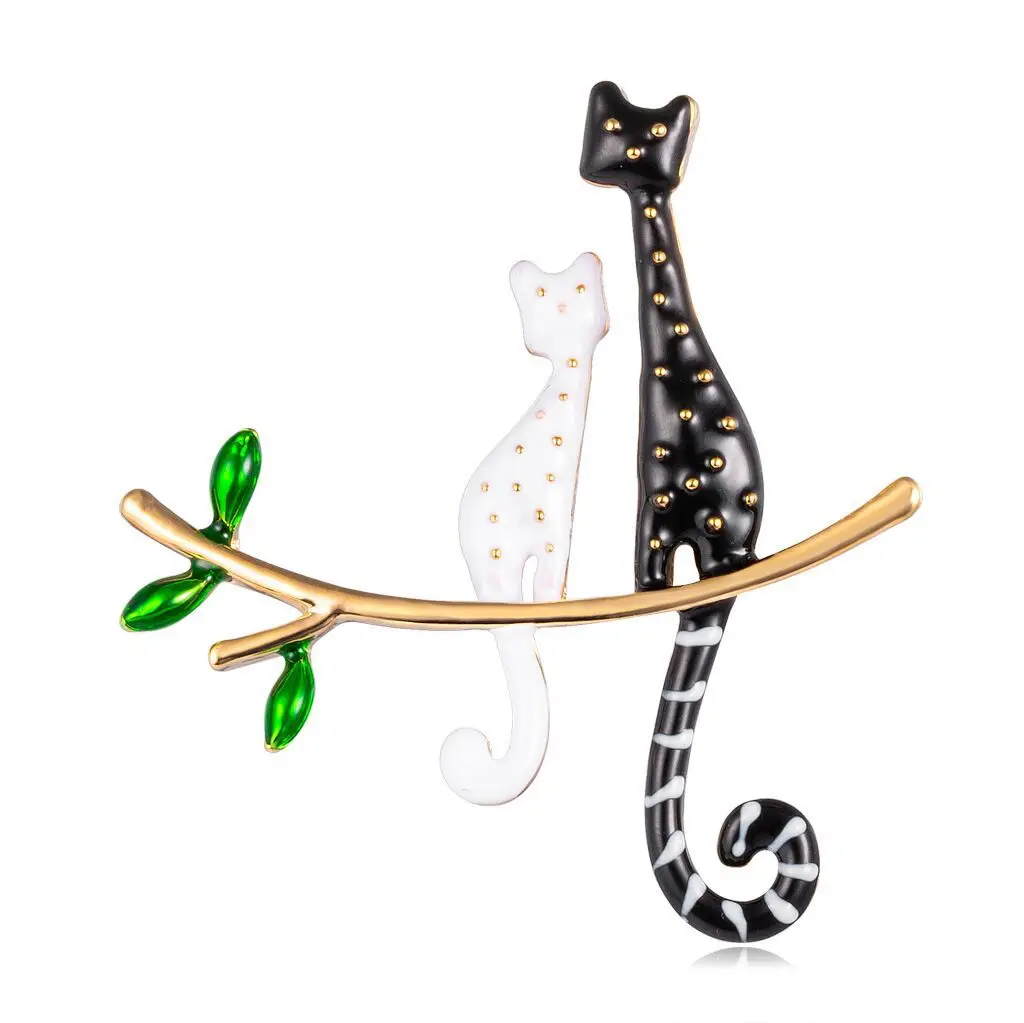 Lazy Cat Sitting On The Tree Enamel Brooches For Women And Men Bouquet Pin 2019 New Fashion Jewelry