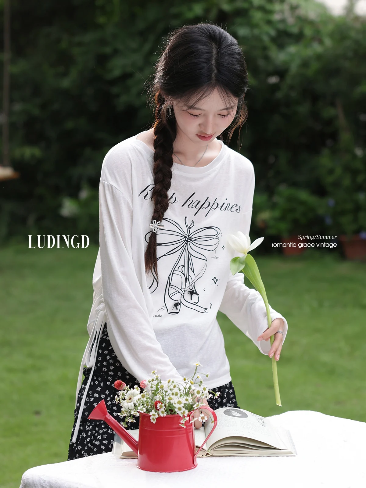 ALXNAN grande taille blanc imprimé T-shirt femmes Protection solaire à manches longues pull 2025 été coupe ample élégant femme haut D11825