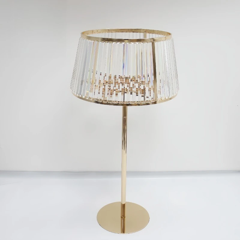 

Modern luxury mushroom-shaped gold crystal flower stand dining table decoration