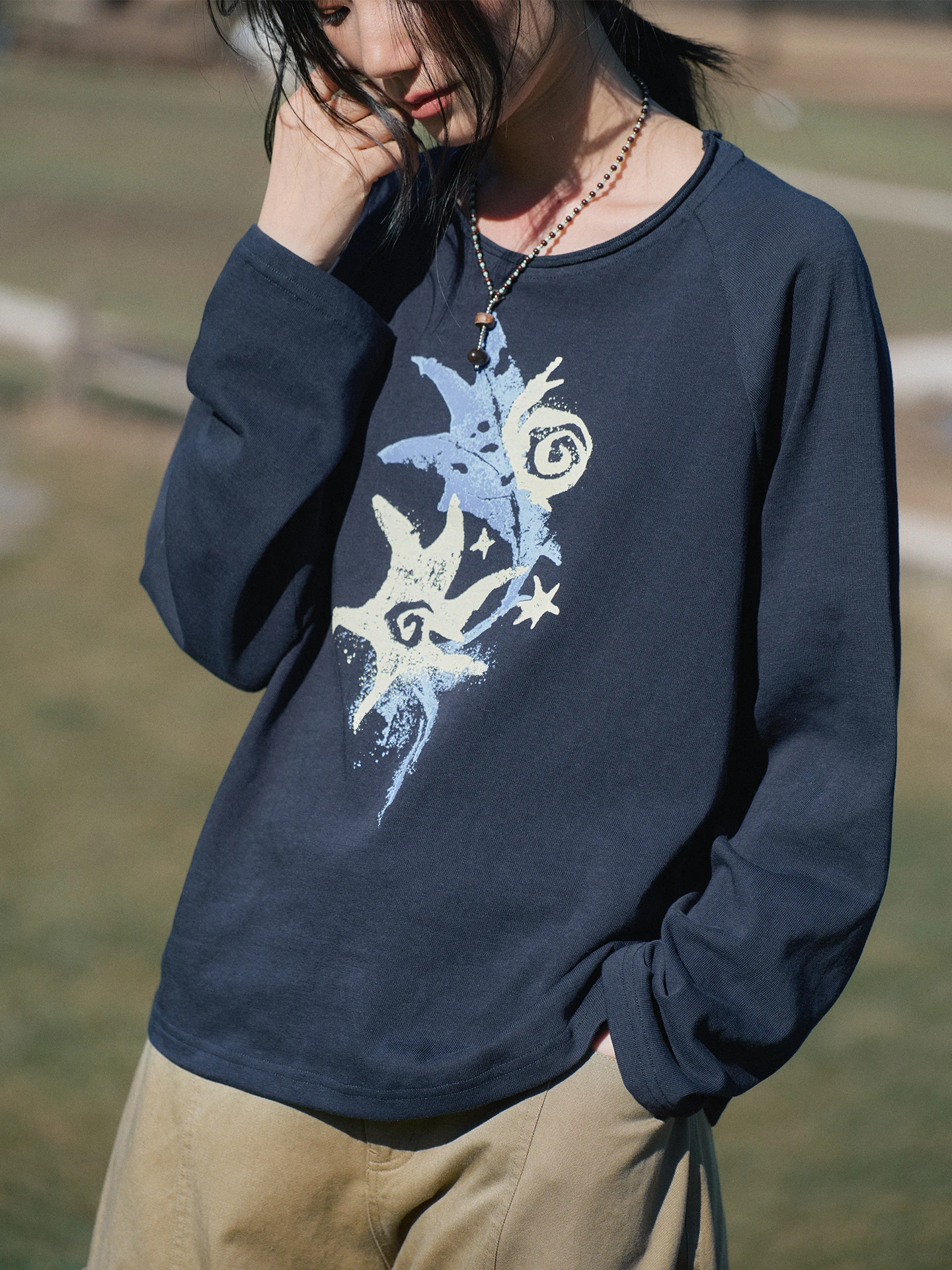 

Женская футболка Octopusme с длинным рукавом, с принтом на плечах, свободного кроя, весна-лето, модная повседневная хлопковая футболка