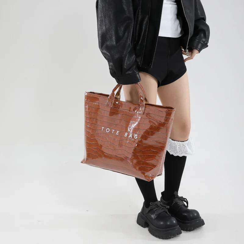 

Crocodile Texture Tote Bag Pvc Kraft Paper Large Capacity Luxury Hobo Handbag Women Casual Shopping Letters Top Handle Hand Bags