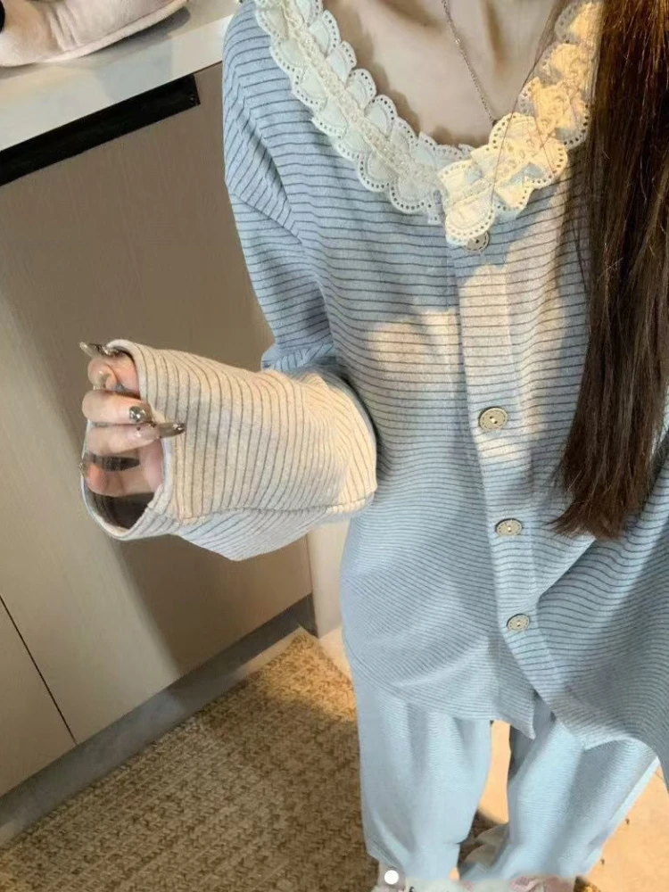 

Y2K Harajuku Hot Girl Velvet Fleece Warm Striped Pajama Set Winter Sweet Lace Elastic Waist Home Clothes Two Piece Set Emo