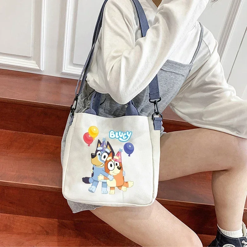 

Blueys Bingo Women Canvas Bags Shoulder Bag Fashion Tote Bags Girl Cartoon Tote Bag Large Capacity Handbag Shopping Bags Gift