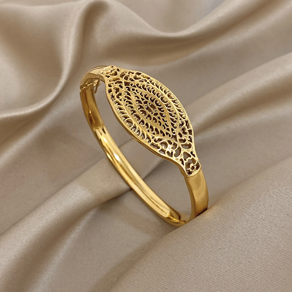 

Freetry Retro Waterproof Stainless Steel Wide Bracelet Women Ethnic Carved Hollow Out Bracelet Open Spring Bangle Luxury Jewelry