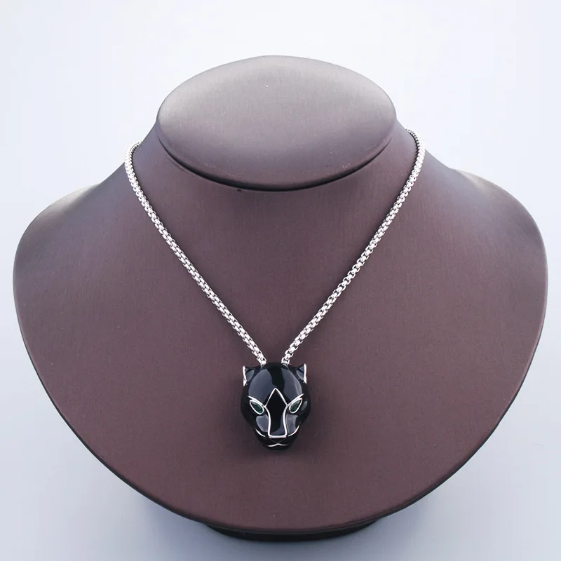 

Vintage mixed-color designer luxury sweater chain for men and women, black enamel leopard print headwear, long thick necklace, j