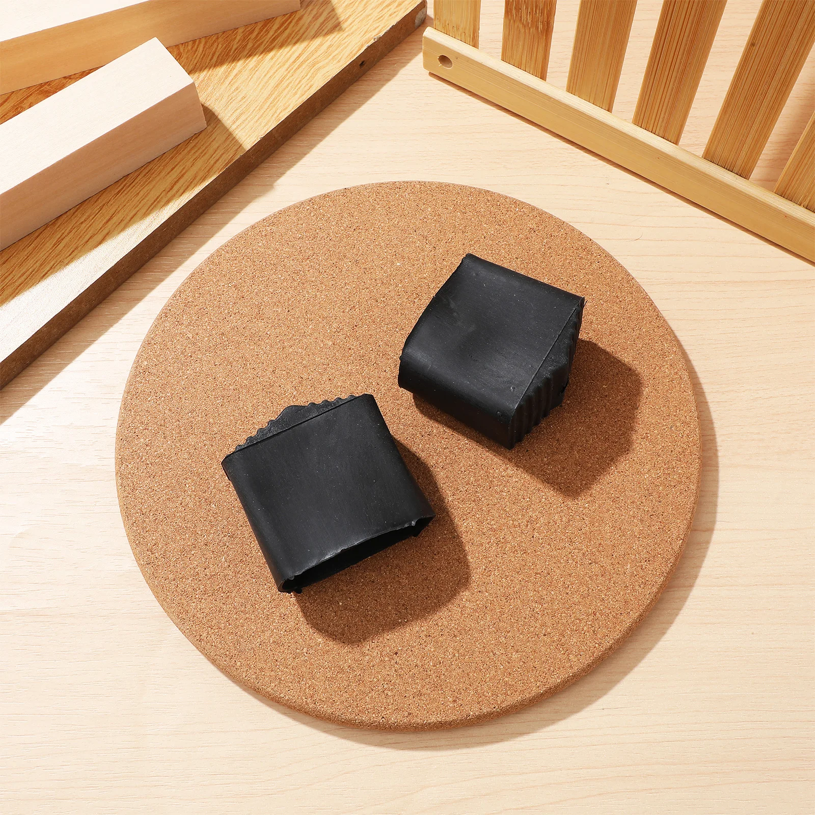 

2Pcs Non slip Ladder Feet Rubber Covers 2x4cm Black Pads Foldable Stairs Square Toe Caps Durable Floor Protection