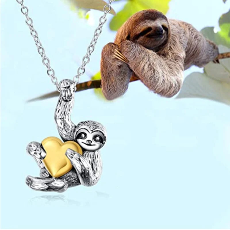 Fashion Heart Hugging Sloth Necklace Long Chain Sloth Pendant Engagement Necklaces for Women Animal Jewelry Anniversary Gift