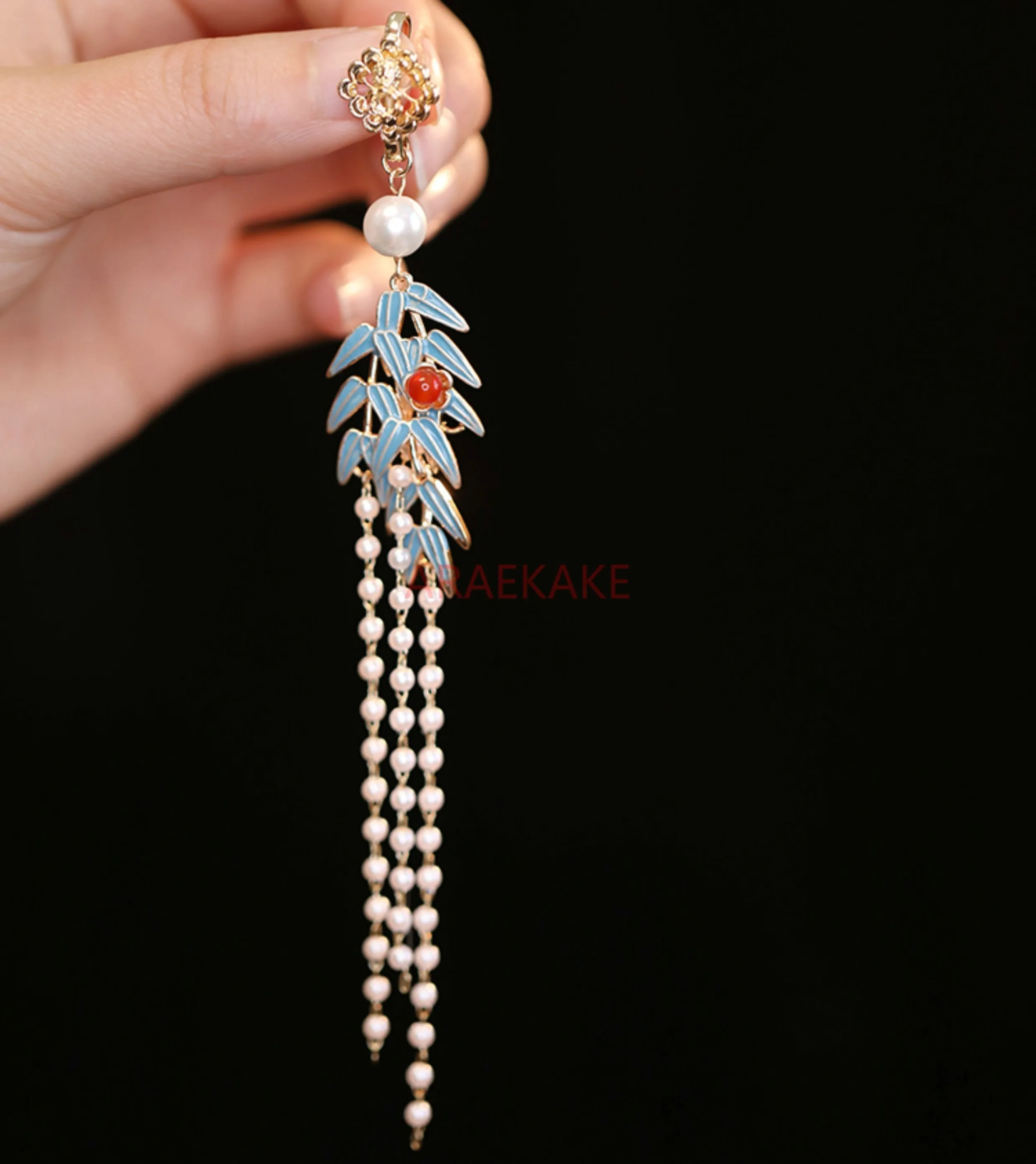 cheongsam Hanging decorations with Chinese style bamboo leaf enamel dripping oil, ancient style tassel pendant accessories
