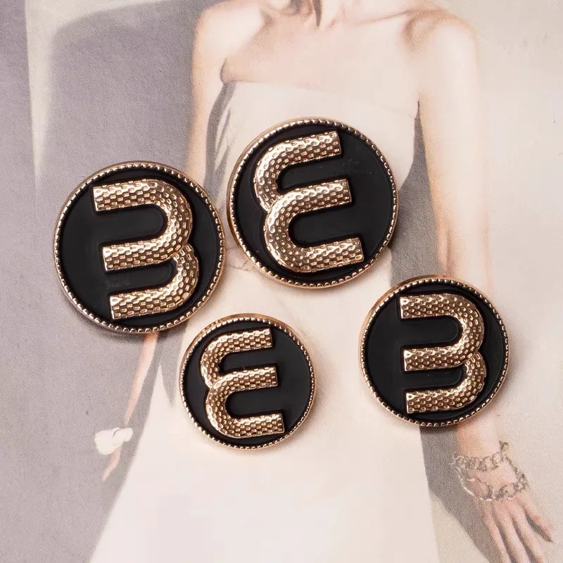 

6Pcs m Letter Round Button Luxury Sewing Button For Clothing Coat Accessory Handmade DIY Decoration golden black