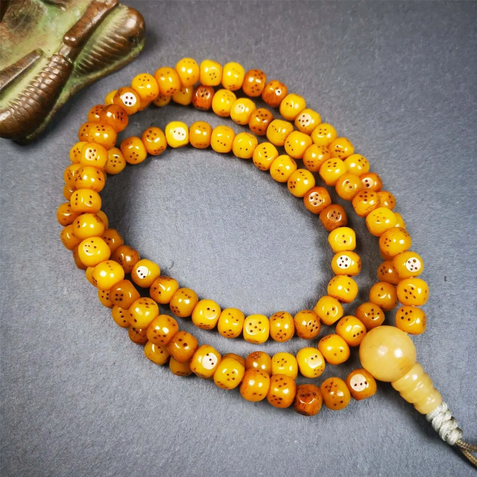 Gandhanra Handmade Tibetan Yak Bone Dice Beads Mala,Prayer Beads for Meditation