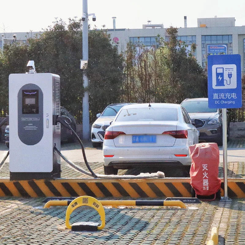 OCPP Commercial Ev CCS2 60kw 120kw Floor Mounted Charging Station Dc Fast Charger with 2 /3 Guns