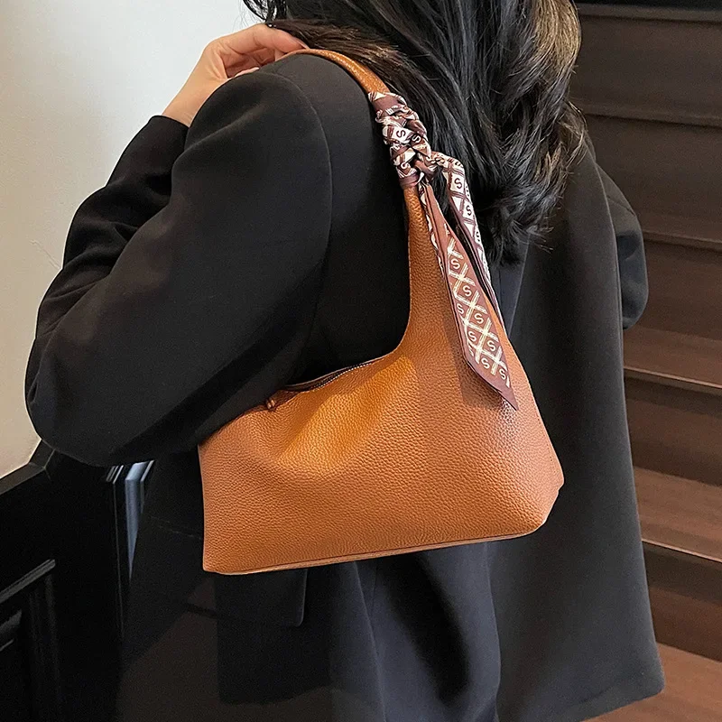 

2025 New Korean-style Fashion Trend | Niche Design, Versatile Single-shoulder Underarm Bag | for Commuting