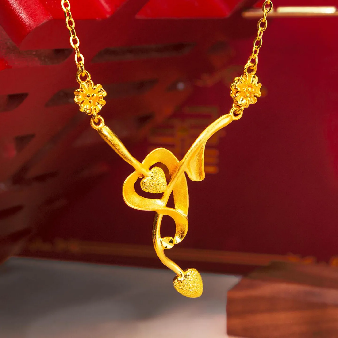 9999 Gold Double Heart Necklace - A Unique Design with High-Class Feel - Heart-shaped Lockbone Chain