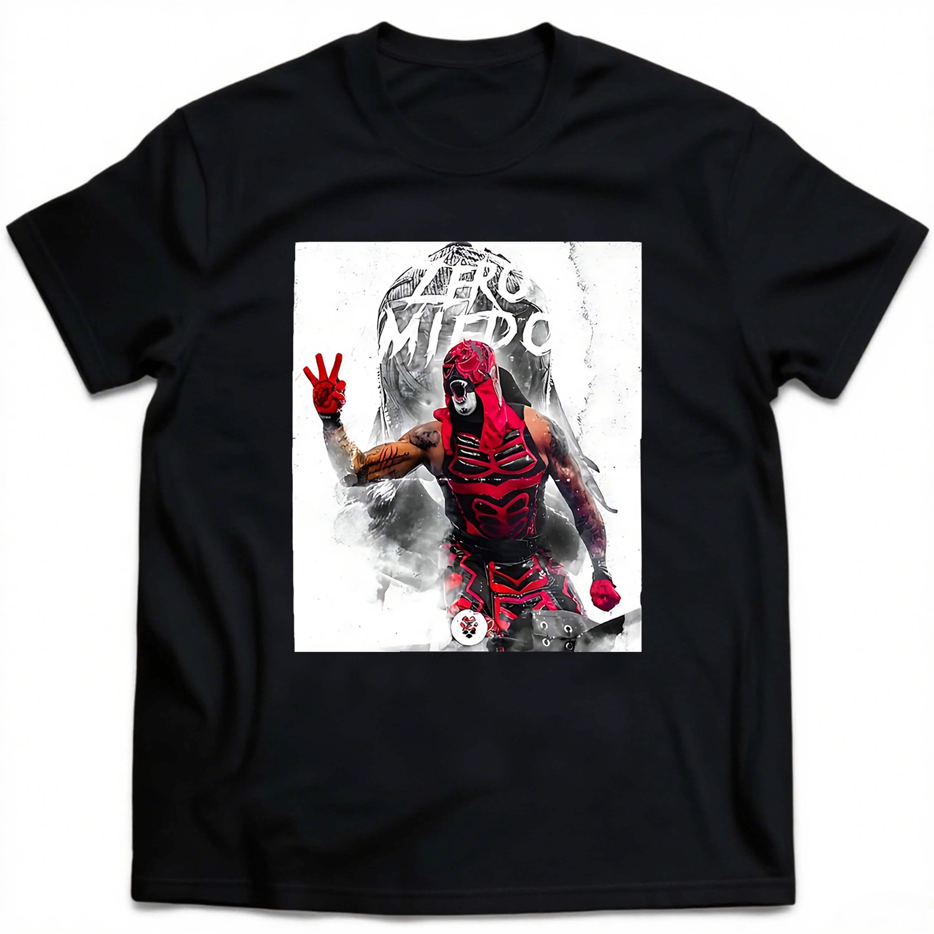 Camiseta preta de manga curta com padrão de lutairo plus size adequada para lazer ao ar livre no verão