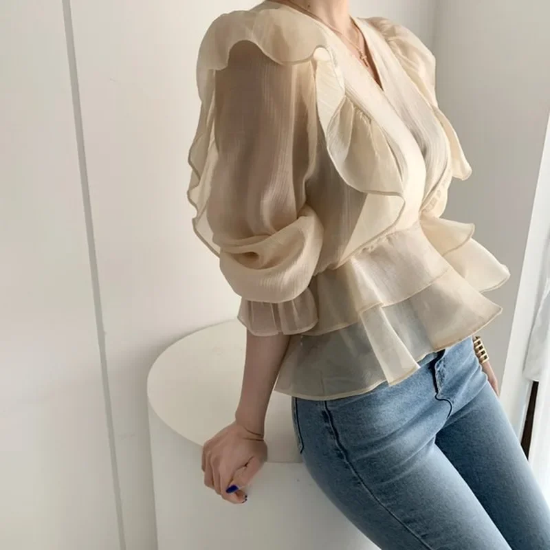 2024 Spring Ruffled V-neck Shirt Fashion Female Vintage Chiffon Blouse Solid Sweet Flare Sleeve Woman\'s Shirt with Apricot 10334