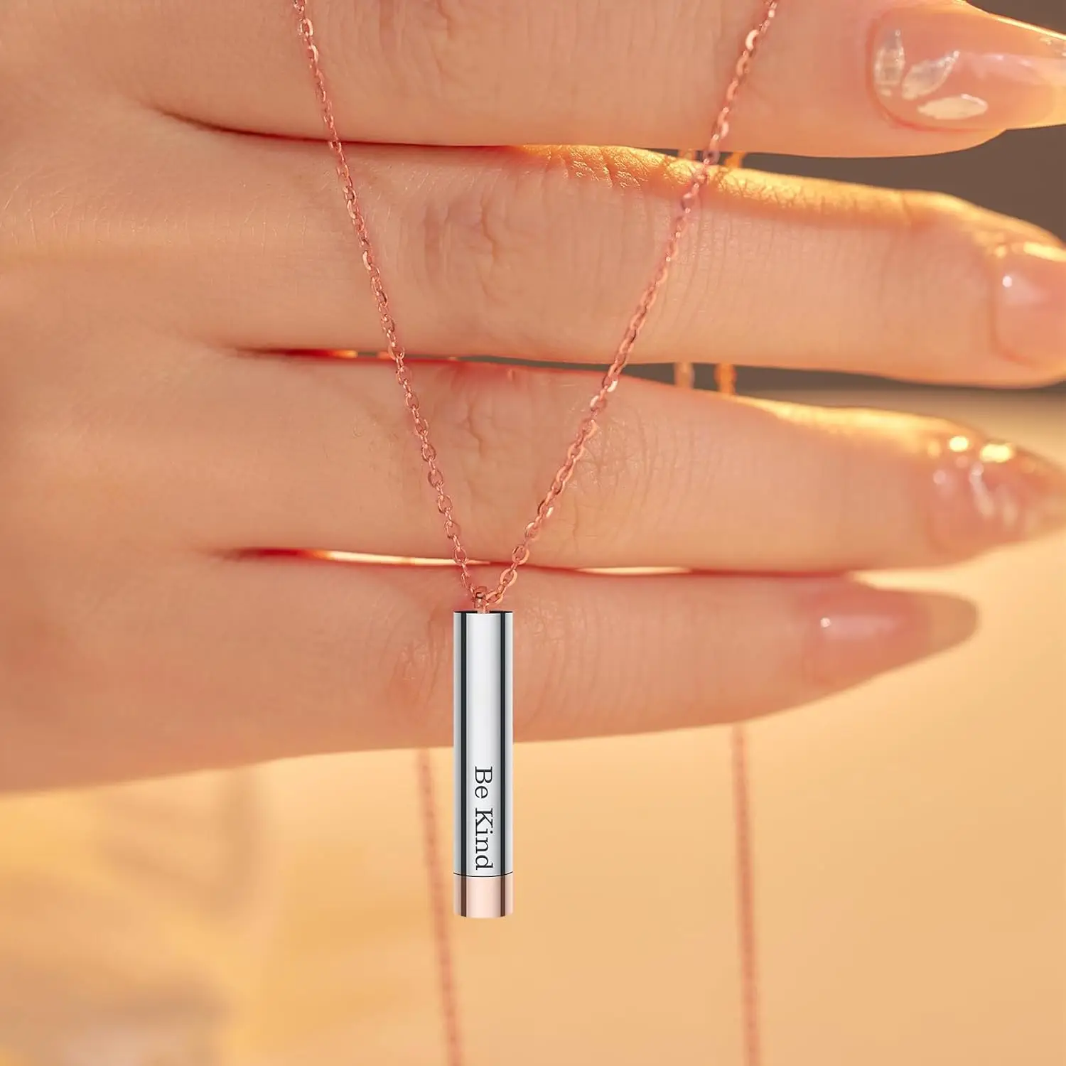 قلادة Be Kind of A B للنساء مجوهرات رسالة مخفية ملهمة من الفولاذ المقاوم للصدأ قلادة الصداقة التحفيزية #4