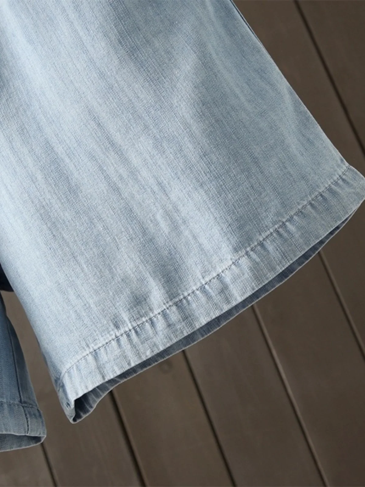Celana Denim Tipis Musim Panas Pinggang Elastis Wanita dengan Sabuk Jeans Lima Titik Biru Kaki Lebar Kasual Longgar Pinggang Tinggi Ors