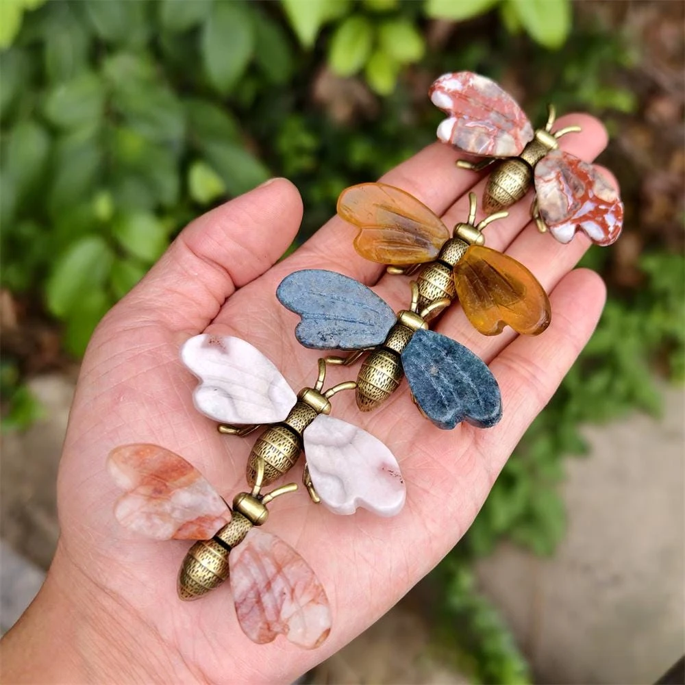 Natural Quartz Crystal Bee Figurine Hand Carved Mini Animal Totem Reiki Healing Stone Fairy Garden Home Decor Cute Gift