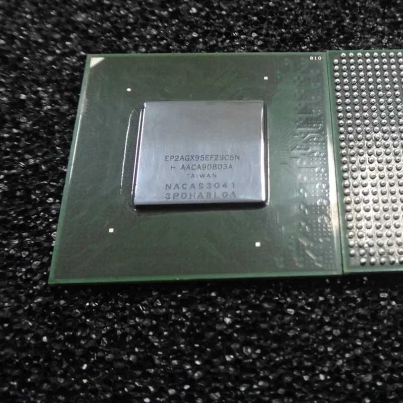

EP2AGX95EF29C6N BGA НОВЫЙ BGA-780