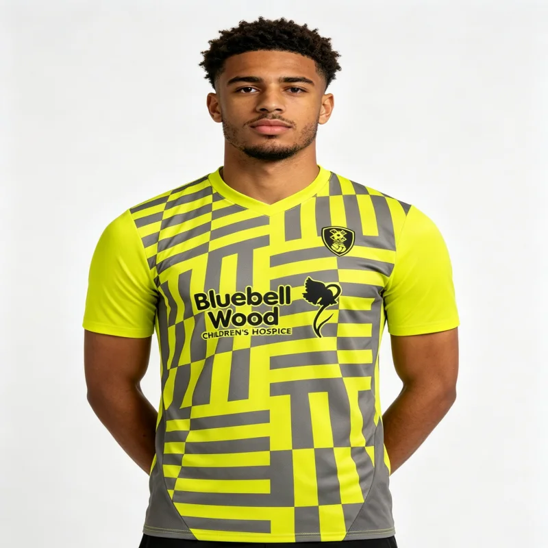 Camisetas de Futebol com Padrão Geométrico Leeds United Verão 2026, Camisa de Treino Respirável para Adultos e Crianças, Moletom Familiar e Camisetas Infantis