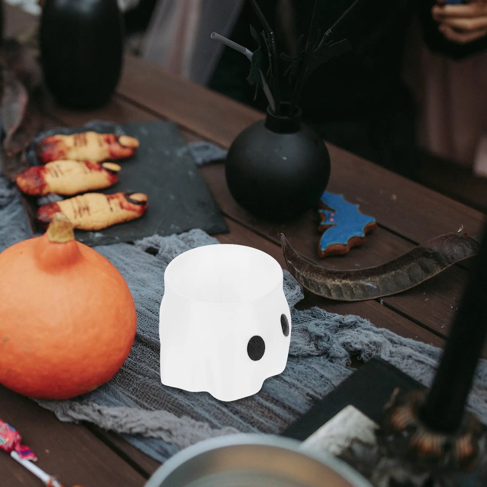 Candy Bucket Decorative Halloween Ghost Candy Holder For Home Office Store Decoration Trick-Or-Treat Snack Storage Bucket