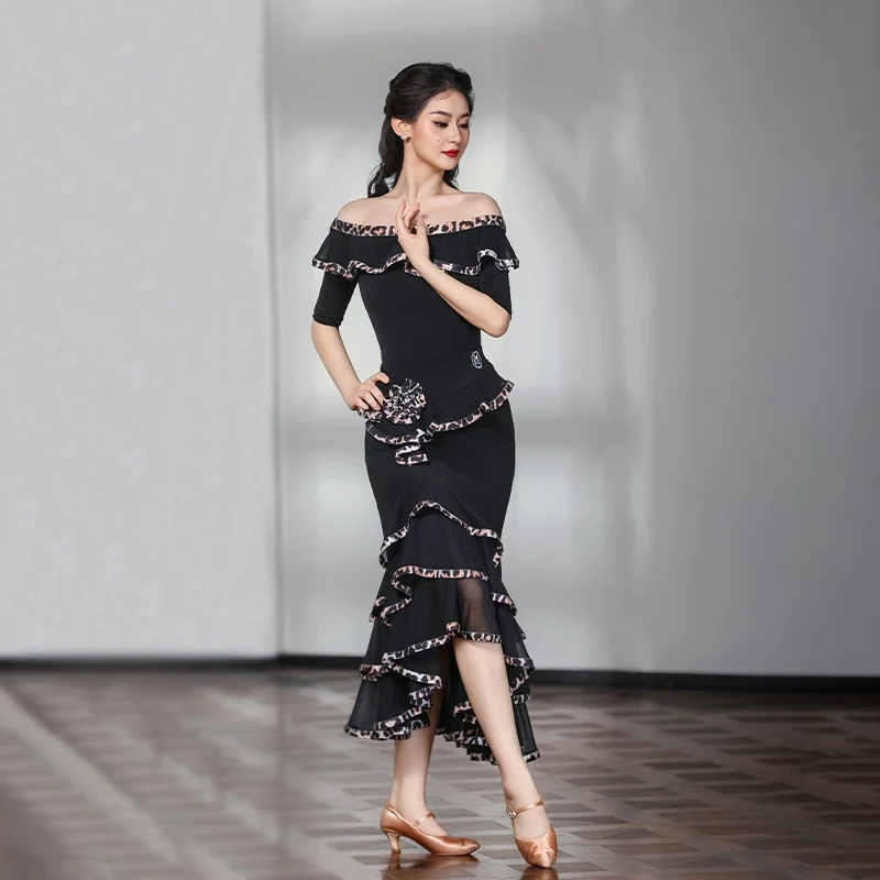 2025 One Collar Leopard Tops Lace Big Swing Skirts Set Modern Dance Clothing For Women Adult Waltz Ballroom Dance Wear DQS19822