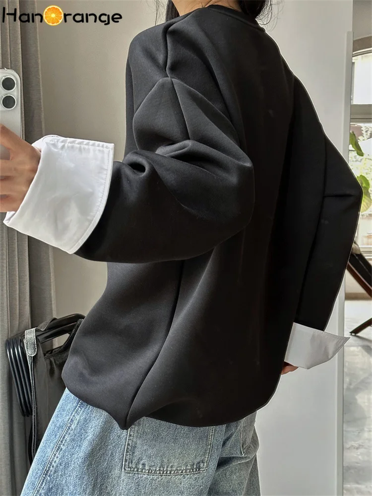 HanOrange 2025 Spring Simple Lazy Splicing Sleeve Sweatshirt Loose Silhouette Comfortable Top Black/Apricot Blossom