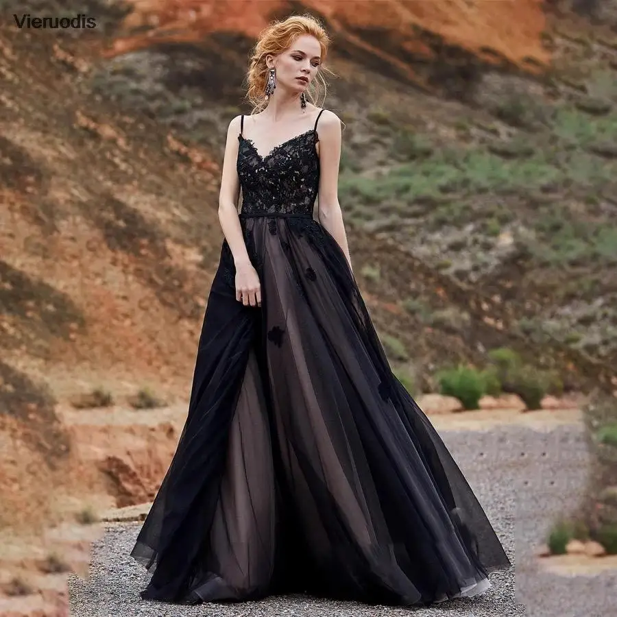 

A-Line Black Evening Dresses 2021 Spaghetti Straps V-Neck Appliques Tulle Formal Party Prom Gown Floor Length Sexy Backless