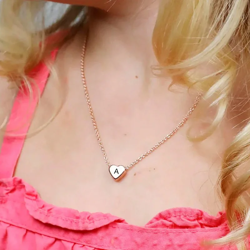 

Customized Stainless Steel Heart-Shaped Pendant Necklace Fashionable Birthday Gift for Girlfriend Valentine's Day Christmas