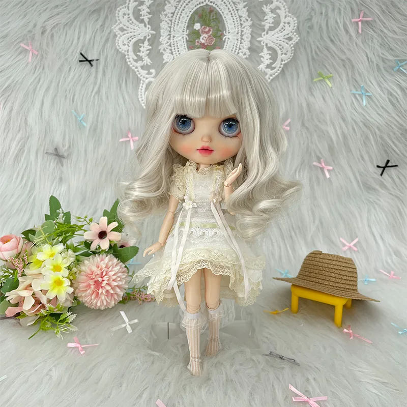 

Blyth Doll Wig Smooth Medium Length Hair Accessory Synthetic Fit for Anime & Collectible Dolls Collectible Doll Cute Kawaii