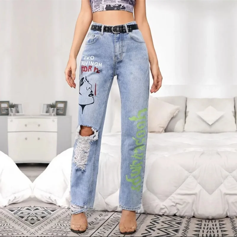jean-en-denim-dechire-a-imprime-cœur-tendance-pour-femme-coupe-decontractee-et-confortable-taille-haute-style-bootcut