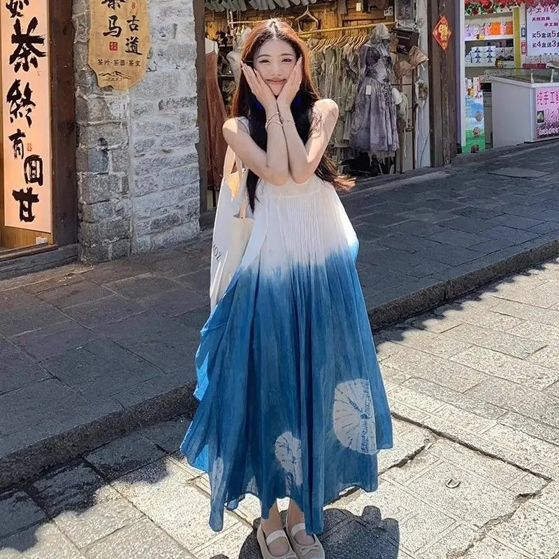 

2024 Beach Vacation Style Tie Dyed Women's Summer French Style Wrapped Waist and Slim A-line Strap Dress