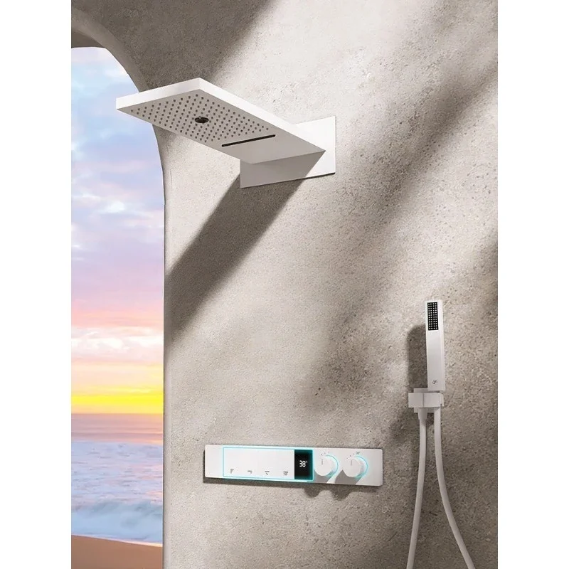 

Скрытый душевой набор Встроенный настенный термоплавкий полностью медный цифровой дисплей с постоянной температурой, окружающий свет с