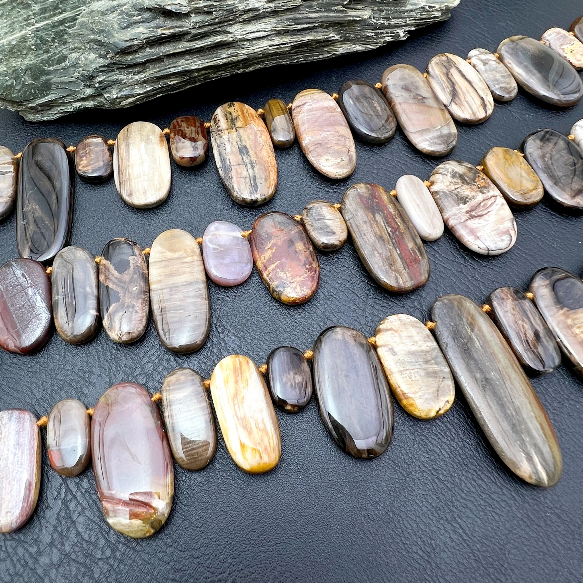 Mix Size Oval Shape Natural Petrified Wood Slice Beads For DIY Choker Necklace Making MY250936