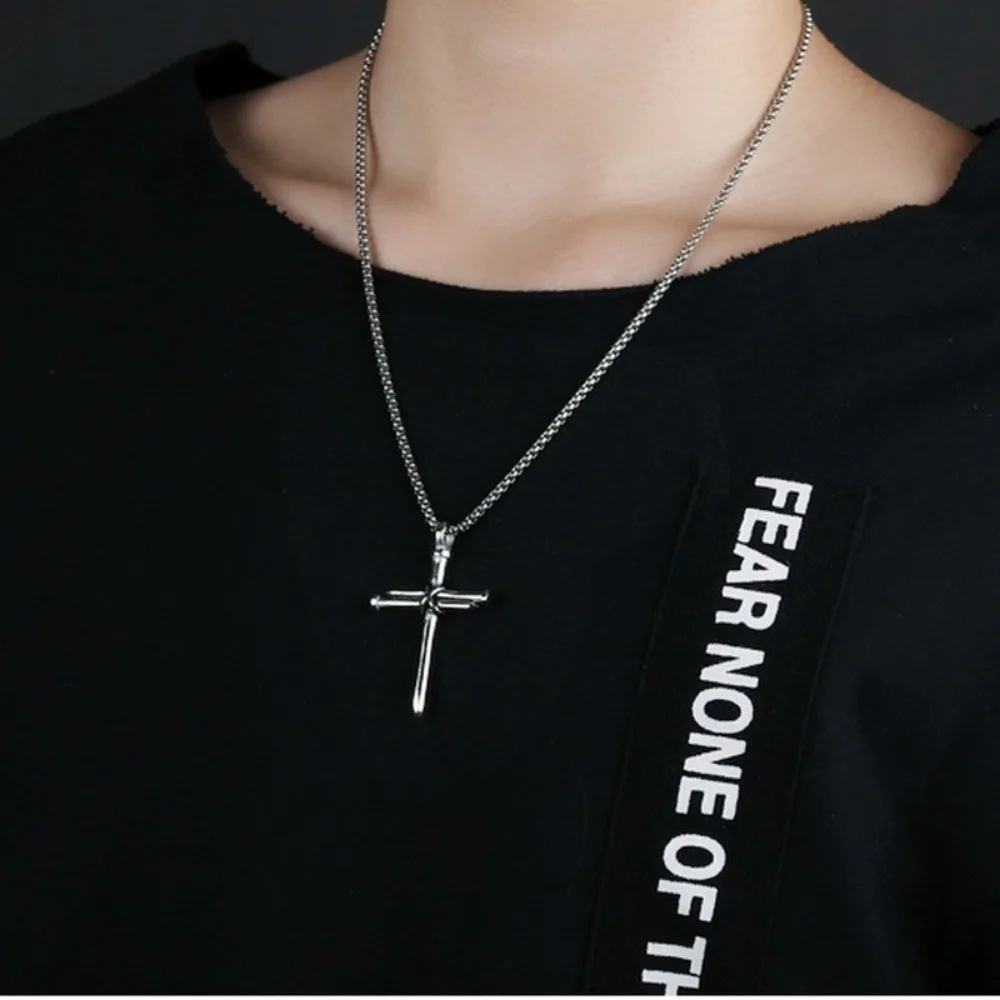 New Simple Niche Men's Jewelry Black Necklace Nail Cross Pendant Chain Necklace Christian Church Baptism Party Gift Men'sJewelry