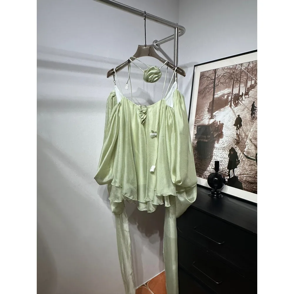 

Light Green Sleeveless Multilayer Rose Vacation Style Vest Tops and Shorts Set 2025