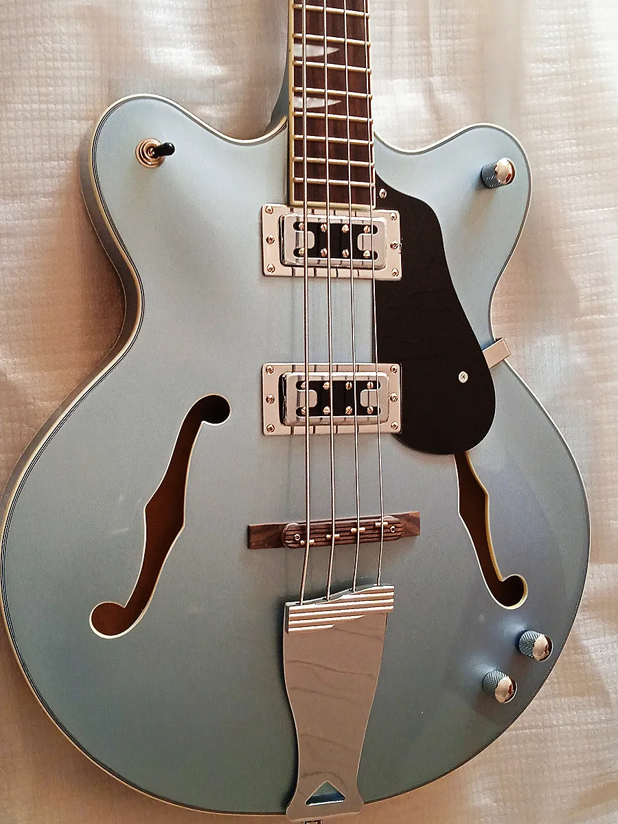 4-string Electric Bass, vintage Grayish Blue, black protective plate Right-handed Electric Guitar