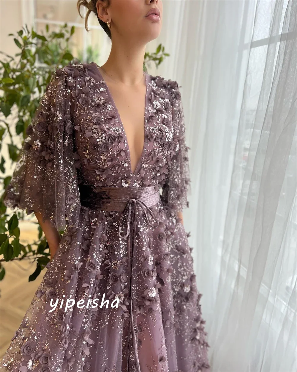 Personalizzato Jiayigong Net Applique Strass Serata formale A-line Scollo a V Abito da occasione su misura Abiti lunghi Arabia Saudita