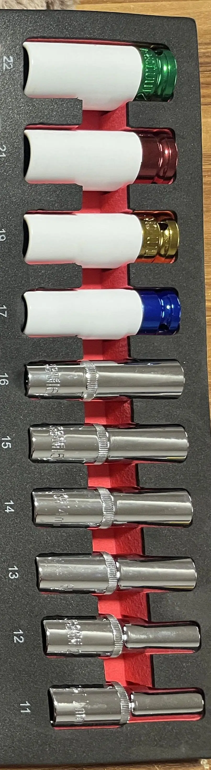 

7-ярусная 31-дюймовая усиленная тележка для инструментов с 258 предметами, набор инструментов для механиков, OEM, с возможностью индивидуальной настройки для ремонтных мастерских