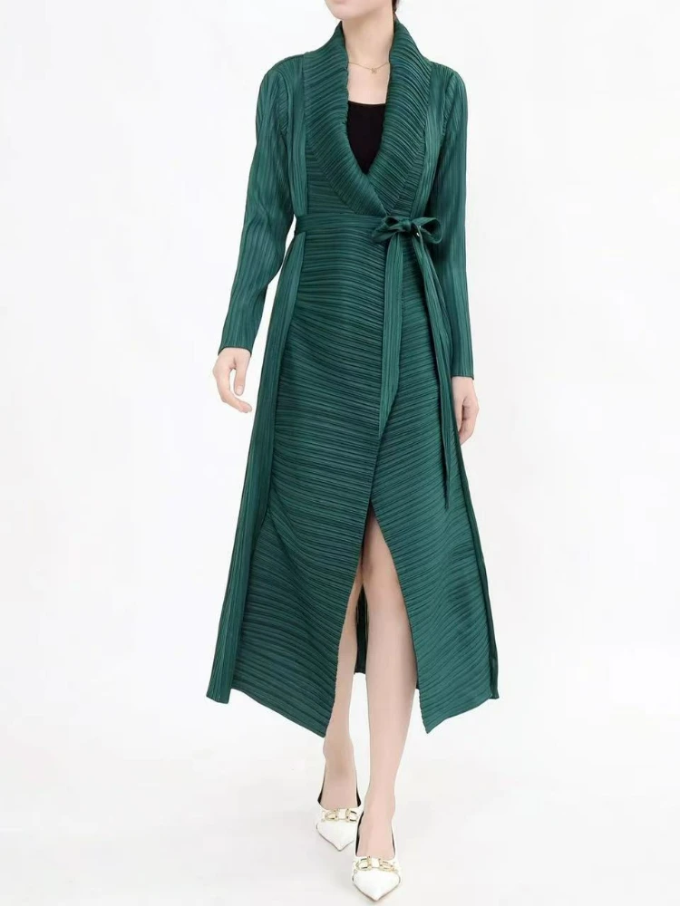

Miyake одежда плиссированное однотонное длинное модное пальто платье с поясом осеннее темпераментное универсальное женское пальто