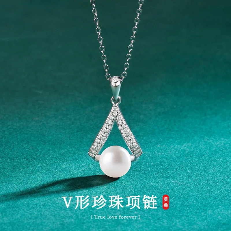 

925 sterling silver moissanite V-shaped pearl necklace, natural freshwater bread bead pendant, collarbone chain