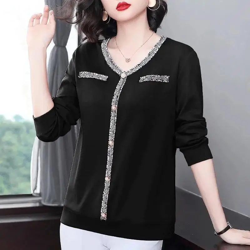 Fashion Elegant Bright Silk Spliced Solid Color T-shirt Women\'s Clothing Commute Casual V-Neck Button Pullovers Tops Spring